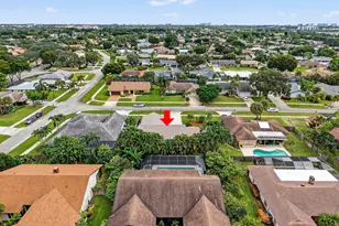 17705 Maplewood Dr, Boca Raton, FL 33487 - Photo 54