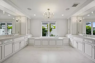 11663 Maidstone Drive, Wellington, FL 33414 - Photo 16