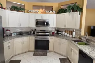 7228 Chesapeake Cir, Boynton Beach, FL 33436 - Photo 10