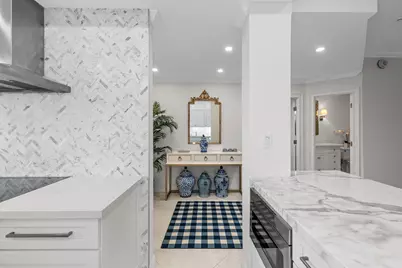 127 Peruvian Avenue, Unit #302, Palm Beach, FL 33480 - Photo 18