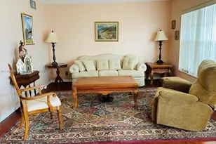 308 Wellington D, West Palm Beach, FL 33417 - Photo 4