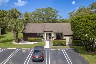 319 Elmira Ct, Royal Palm Beach, FL 33411 - Photo 32