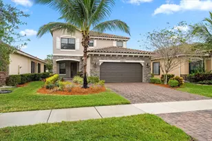 8903 Sea Chase Dr, Lake Worth, FL 33467 - Photo 2