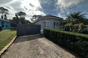 1834 SW Buttercup Ave, Port Saint Lucie, FL 34953 - Photo 28