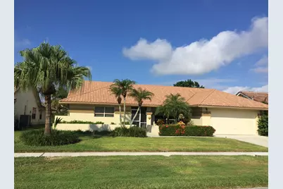 9775 Sun Pointe Drive, Boynton Beach, FL 33437 - Photo 2