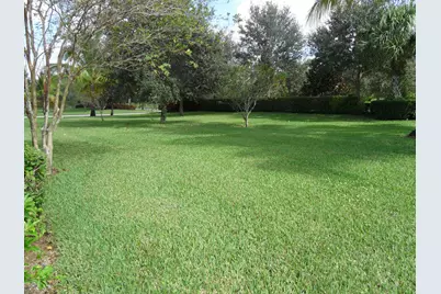 8158 Rosalie Lane, Wellington, FL 33414 - Photo 12