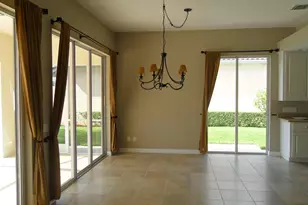 8158 Rosalie Ln, Wellington, FL 33414 - Photo 4