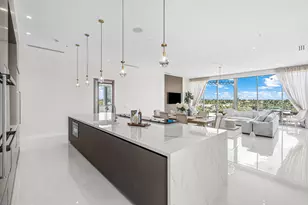 246 NE 6th Ave, Delray Beach, FL 33483 - Photo 8