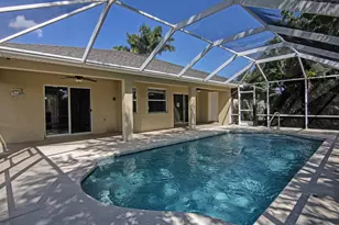 1522 SW Medley Ln, Port Saint Lucie, FL 34953 - Photo 4