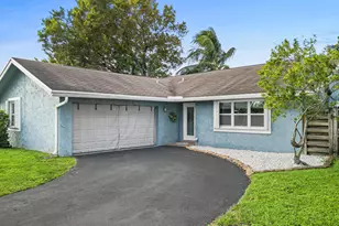 7527 SW 7th St, North Lauderdale, FL 33068 - Photo 2