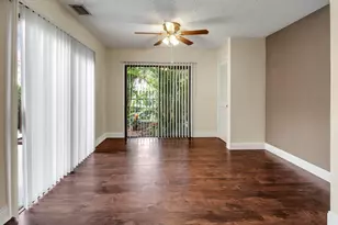 386 Prestwick Cir, Palm Beach Gardens, FL 33418 - Photo 6