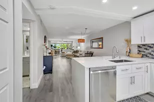 2805 SW 22nd Ave, Delray Beach, FL 33445 - Photo 2