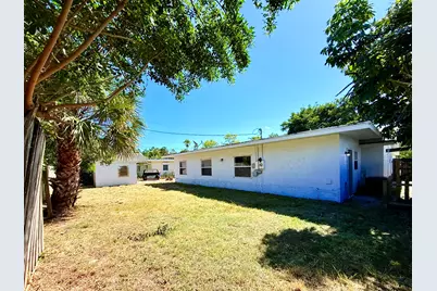 1455 NE Silver Maple Way, Jensen Beach, FL 34957 - Photo 40