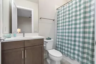 3049 Safflower Cir, West Palm Beach, FL 33401 - Photo 20