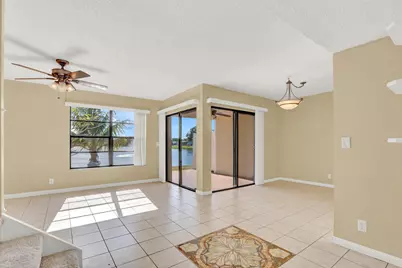 703 Stonewood Court, Unit #16B, Jupiter, FL 33458 - Photo 4