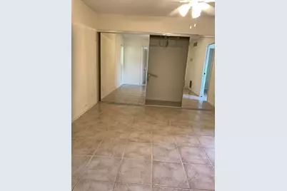 643 Executive Center Drive, Unit #Q-102, West Palm Beach, FL 33401 - Photo 4