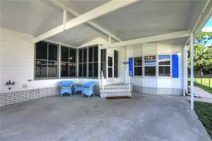 1014 Sebastian Rd, Barefoot Bay, FL 32976 - Photo 4
