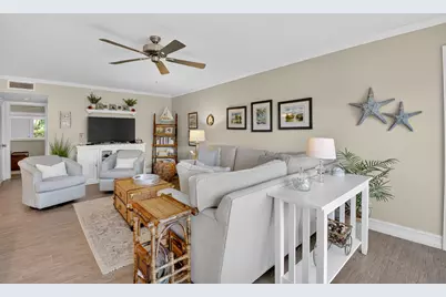 557 High Point Drive, Unit #C, Delray Beach, FL 33445 - Photo 2