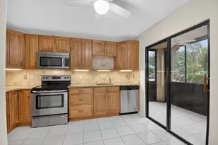 10126 Mangrove Dr, Boynton Beach, FL 33437 - Photo 10