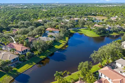 1820 Flower Drive, Palm Beach Gardens, FL 33410 - Photo 2