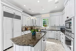 2690 Sheltingham Dr, Wellington, FL 33414 - Photo 8