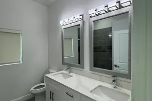 4522 NW 36th Ct, Lauderdale Lakes, FL 33319 - Photo 6