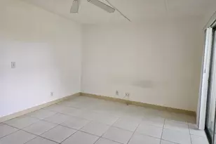 500 Village Green Cir W, Palm Springs, FL 33461 - Photo 14