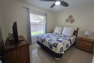 242 Las Palmas St, Royal Palm Beach, FL 33411 - Photo 24
