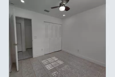 2431 SE Robin Circle, Port Saint Lucie, FL 34952 - Photo 18