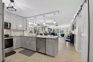 9070 Tracy Ct, Boca Raton, FL 33496 - Photo 8