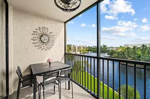 13 Royal Palm Way, Boca Raton, FL 33432 - Photo 2