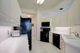 10256 Andover Coach Cir, Lake Worth, FL 33449 - Photo 12