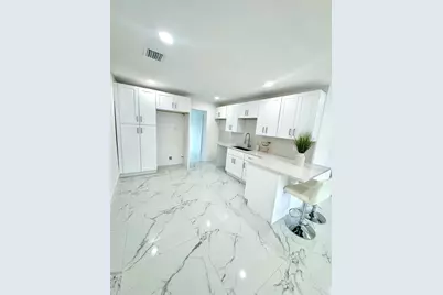 848 W 4th Street, Riviera Beach, FL 33404 - Photo 4