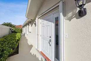 7108 Gila Ln, West Palm Beach, FL 33411 - Photo 2