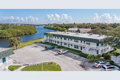 2800 Indian River Boulevard, Unit #A4, Vero Beach, FL 32960 - Photo 44