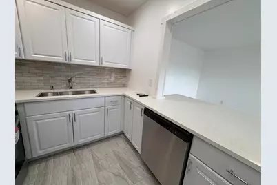 58 Norwich C, West Palm Beach, FL 33417 - Photo 2