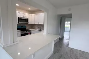 58 Norwich C, West Palm Beach, FL 33417 - Photo 10