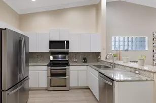 9734 Harbour Lake Cir, Boynton Beach, FL 33437 - Photo 4