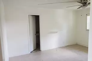 235 Lake Dora Dr, West Palm Beach, FL 33411 - Photo 6