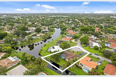 8675 NW 28th Drive, Coral Springs, FL 33065 - Photo 16