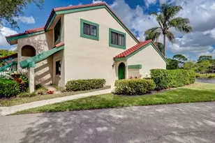6 Lexington Ln E, Palm Beach Gardens, FL 33418 - Photo 6
