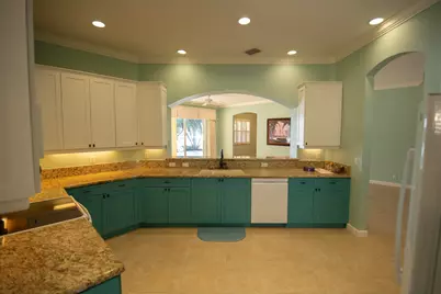 385 NW Sheffield Circle, Port Saint Lucie, FL 34983 - Photo 8