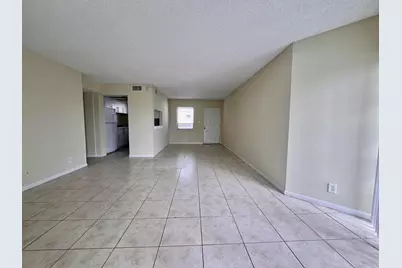 1820 N Congress Avenue, Unit #410, West Palm Beach, FL 33401 - Photo 2