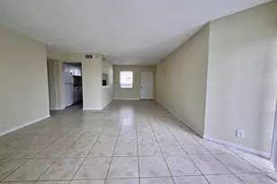 1820 N Congress Ave, West Palm Beach, FL 33401 - Photo 2