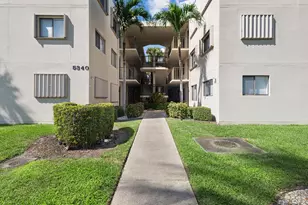 5340 Las Verdes Cir, Delray Beach, FL 33484 - Photo 12