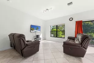 4664 Silver Saw Ln, Lake Worth, FL 33463 - Photo 12