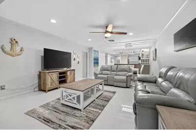 8450 Casa Del Lago, Unit #J, Boca Raton, FL 33433 - Photo 14