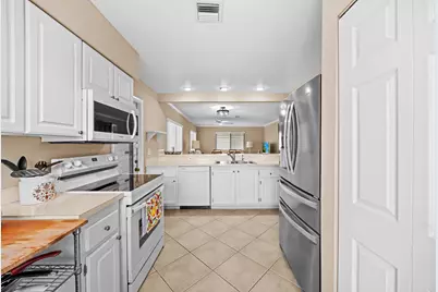 14842 Wildflower Lane, Delray Beach, FL 33446 - Photo 10