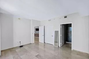 88 SW 7th St, Miami, FL 33130 - Photo 22