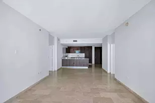 88 SW 7th St, Miami, FL 33130 - Photo 6